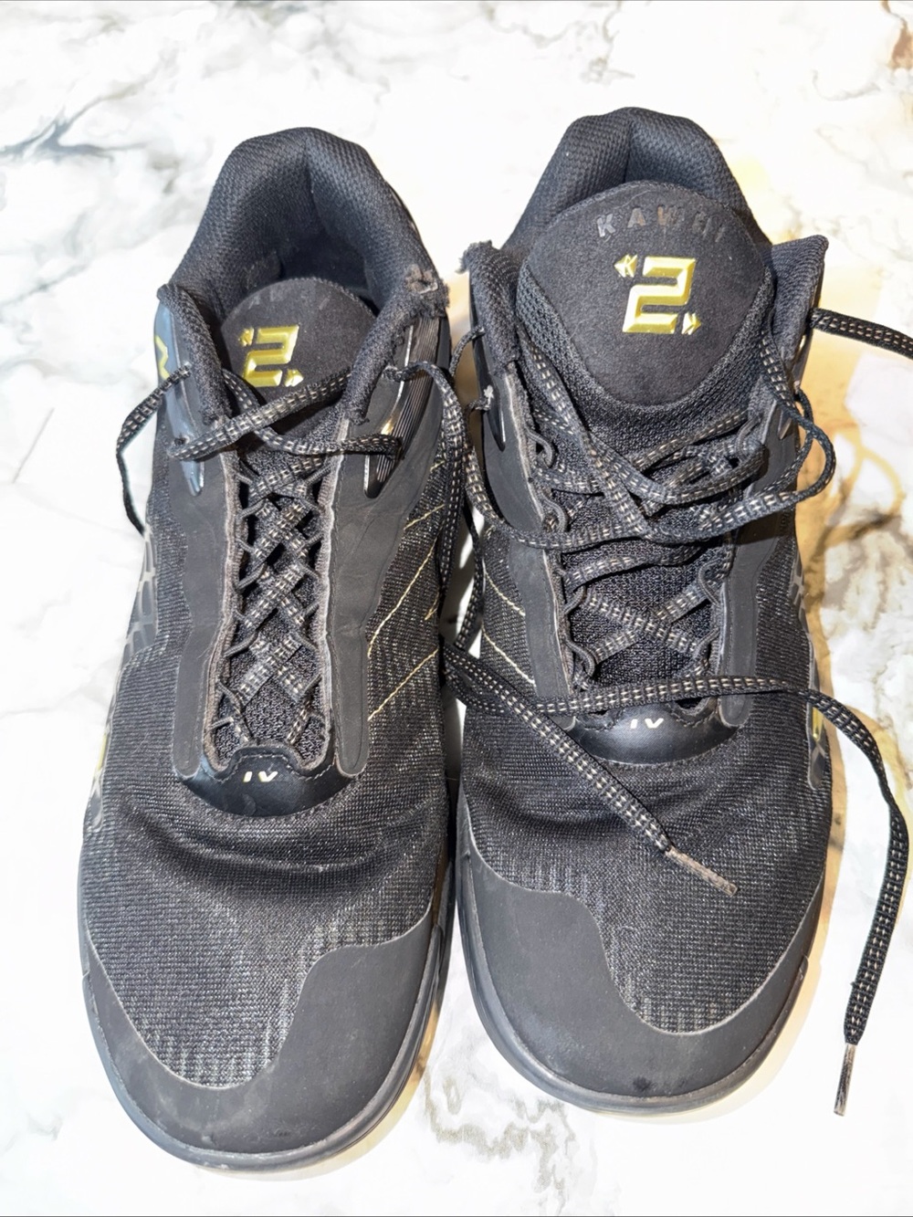 New Balance Black Sneakers with Gold Logo KAHWHI